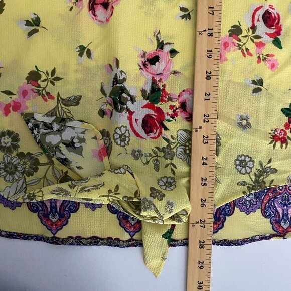 Fig and Flower Floral Popover Blouse Size 2X Yellow Lace Detail 3/4 Sleeves - Picture 10 of 11